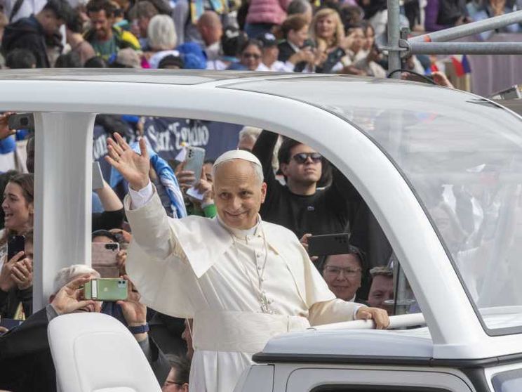 Vaticano, 5 ottobre 2025. Papa Leone XIV presiede la Messa per il Giubileo dei Missionari