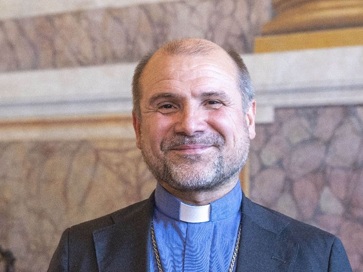 Ambarus: «La Dilexi te è un segno d'amore per i poveri»