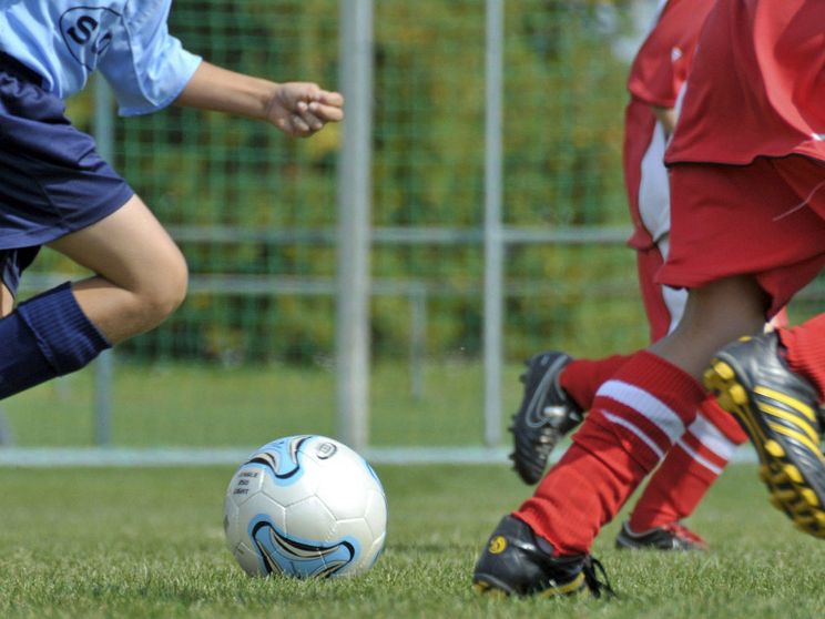 Il calcio dei bambini: quanto spendono le famiglie, quanti arrivano al professionismo