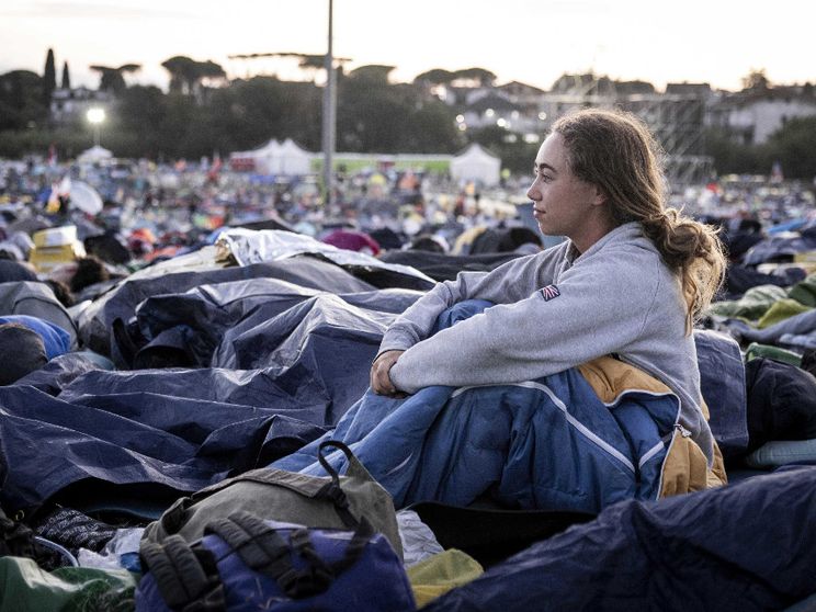 La spiritualità dei giovani si nutre di solitudine e relazioni