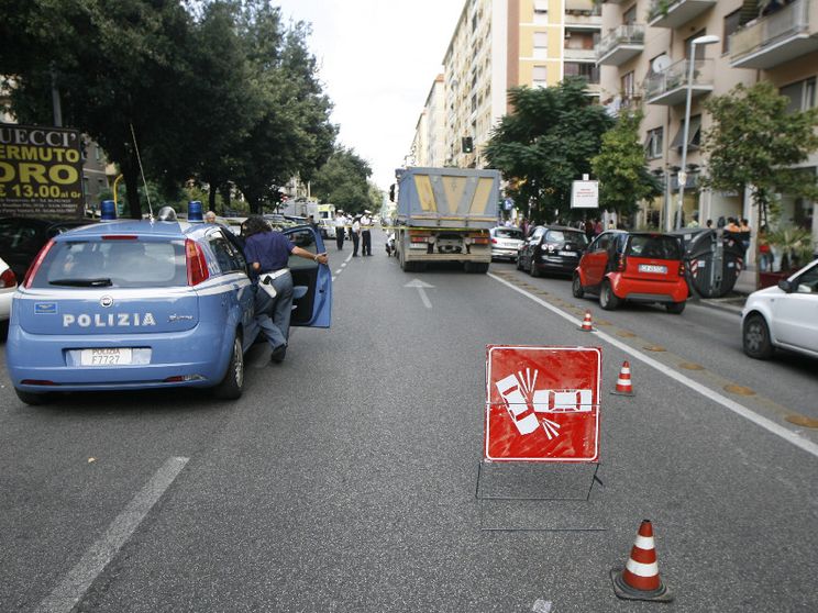 Un incidente stradale a Roma