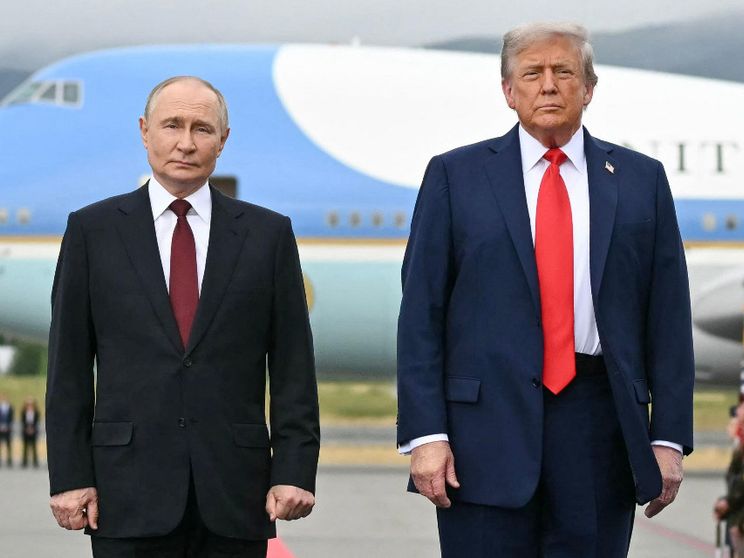 I presidente Putin e Trump nel momento del loro arrivo in Alaska lo scorso agosto