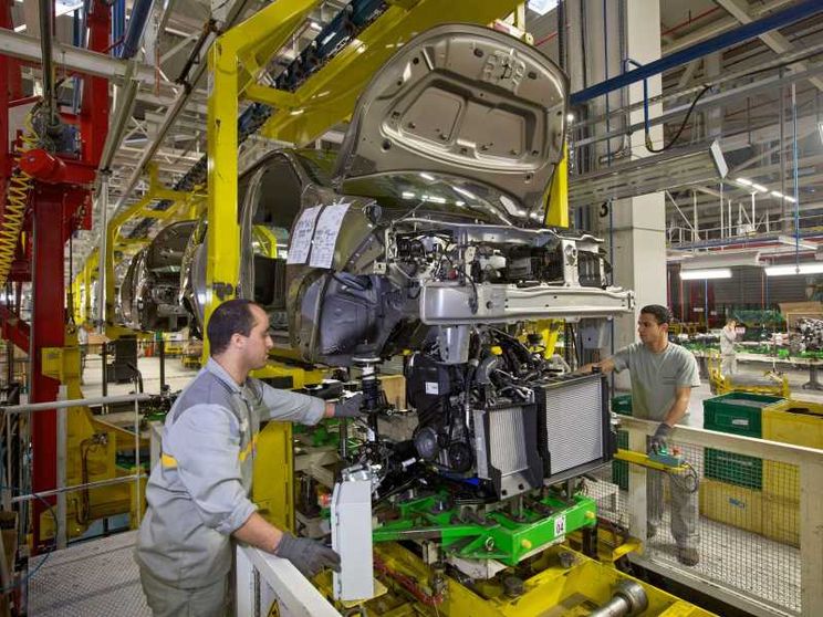 Vuoi produrre auto? Ecco dove conviene (per il costo del lavoro)