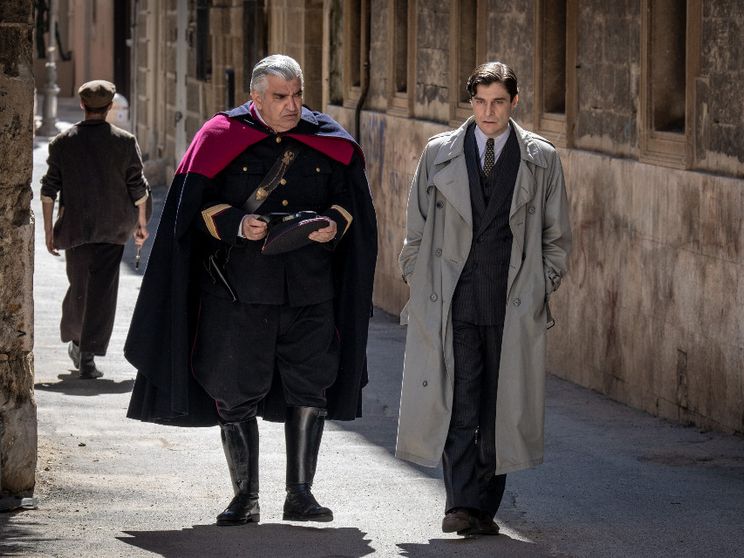 Il riscatto morale di Napoli passa anche attraverso le fiction