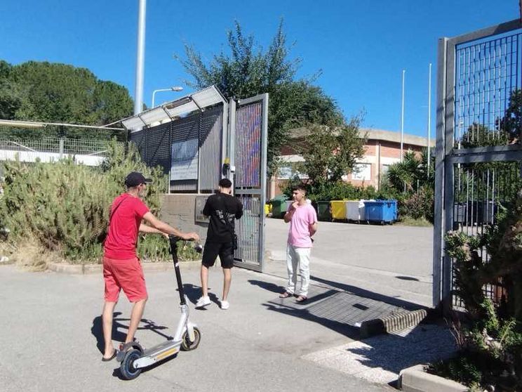 L’ingresso del centro di accoglienza di Monastir, nel Cagliaritano / Ghirardelli