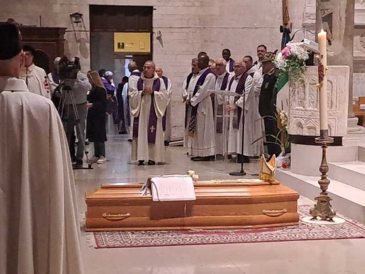 Al funerale del cardinale Menichelli il messaggio del Papa
