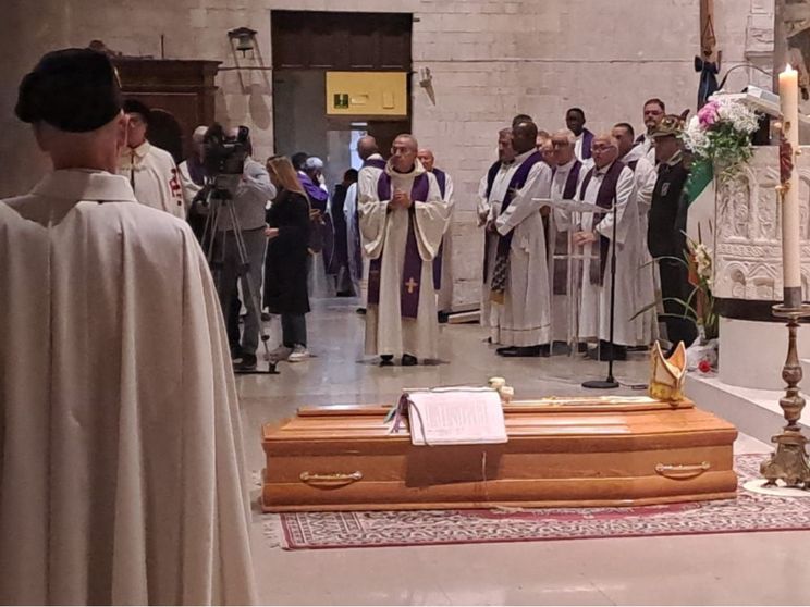 Al funerale del cardinale Menichelli il messaggio del Papa
