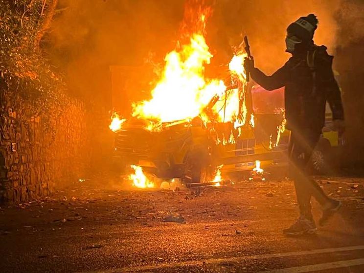 Dublino, altra notte di proteste contro i migranti: 23 arresti