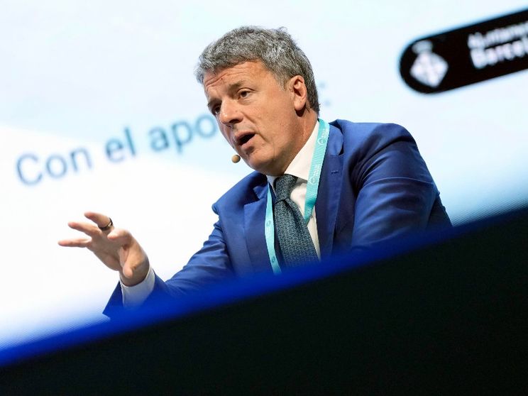 Renzi: «Meloni rimane una antieuropeista. Bene Draghi, ma gli appelli non bastano più»