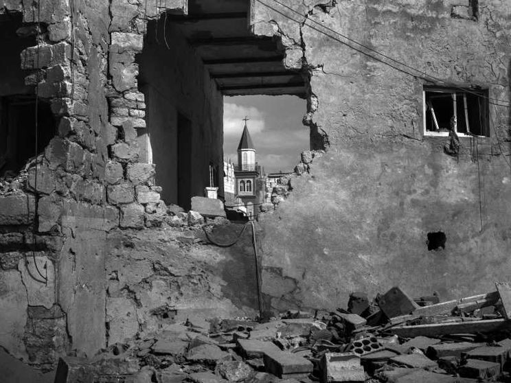 Quando la religione divide: dalla Nigeria al Libano, storie di “Fede e guerra”