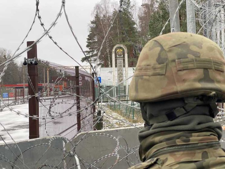 La Lituania alle prese con la guerra ibrida blinda il confine con la Bielorussia