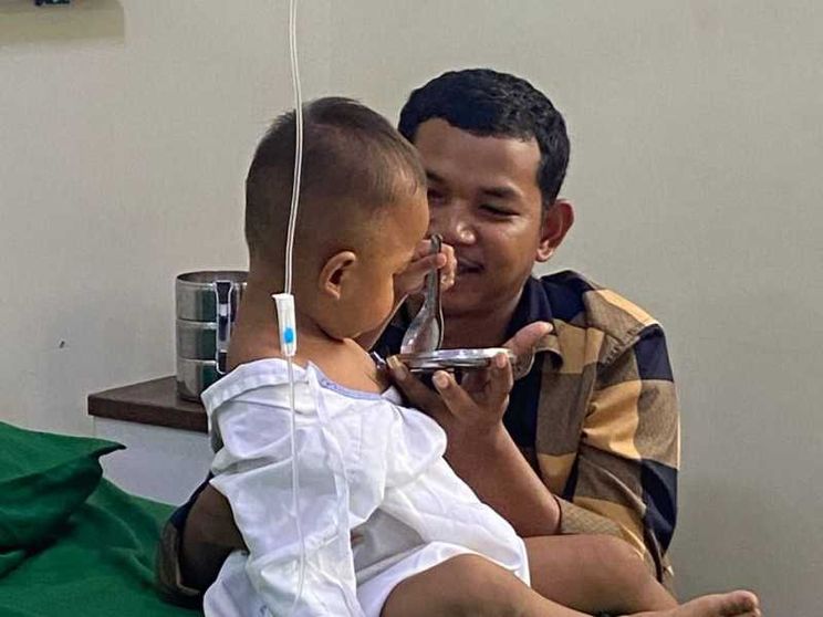 Uno dei bambini curati durante l'ultima missione dei medici del Bambino Gesù in Cambogia. Ufficio stampa Bambino Gesù
