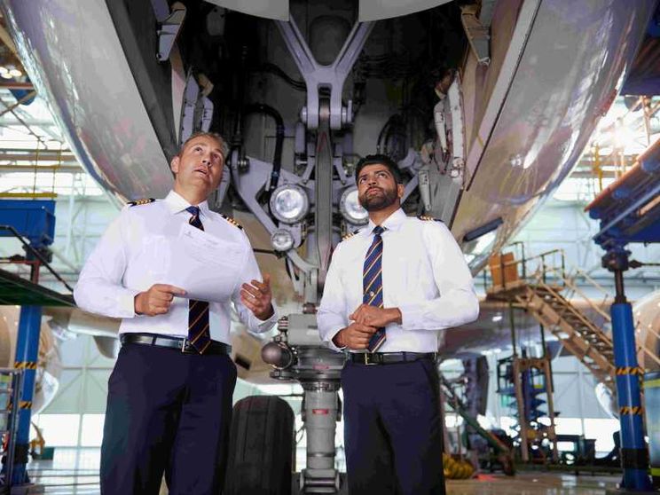 Emirates alla ricerca di ingegneri e tecnici aeronautici