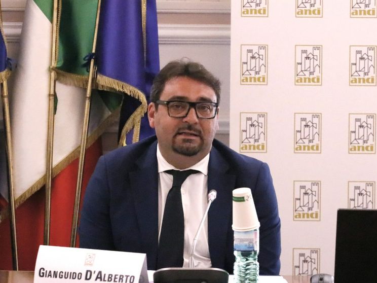 «Accoglienza, noi sindaci in prima linea. Ora si cambi marcia»