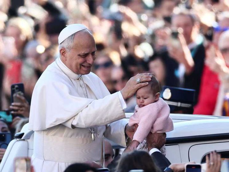 Il Papa: dare dignità e stabilità al lavoro, soprattutto per i giovani