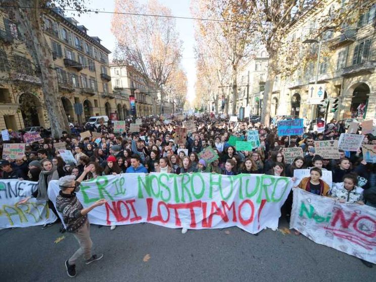 I Fridays for future tornano in piazza per il clima