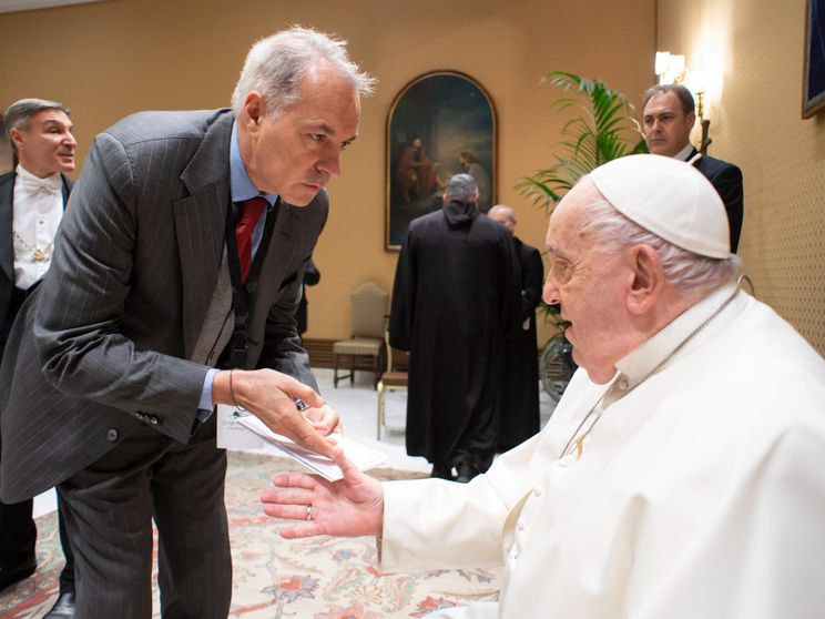 La proposta: "crediti sociali" per le aziende che lavorano con digitale e IA