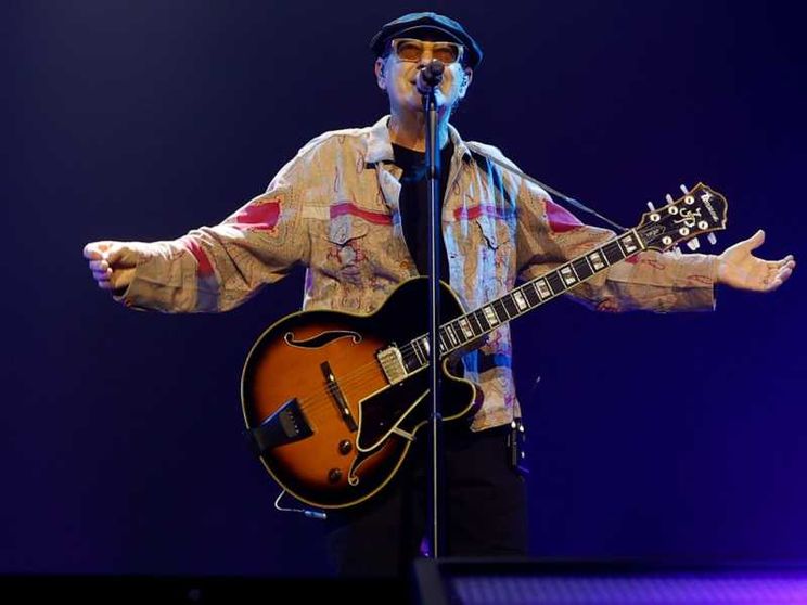 Luca Carboni, il fisico bestiale della musica pop
