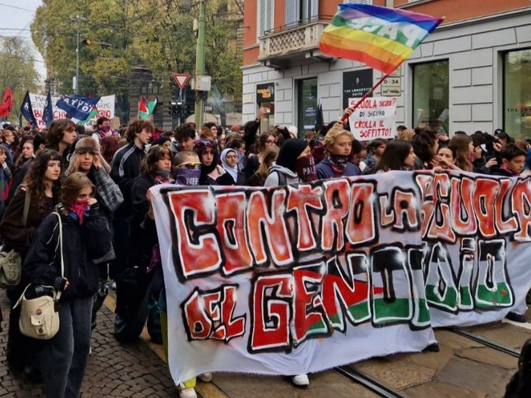 Cosa ci dicono le proteste "divise" degli studenti italiani