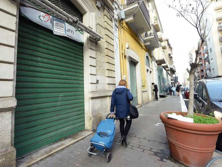 Avanza il deserto commerciale: in 12 anni persi 140mila negozi