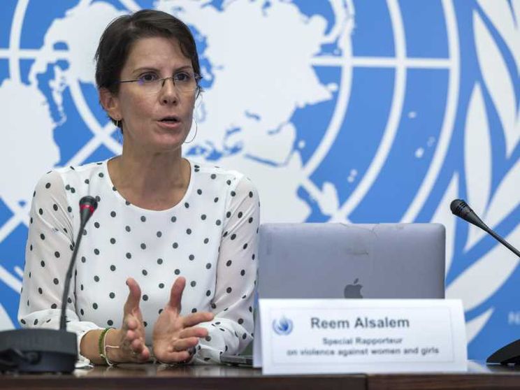 La relatrice speciale dell'Onu: «Gli Stati proteggano le donne»