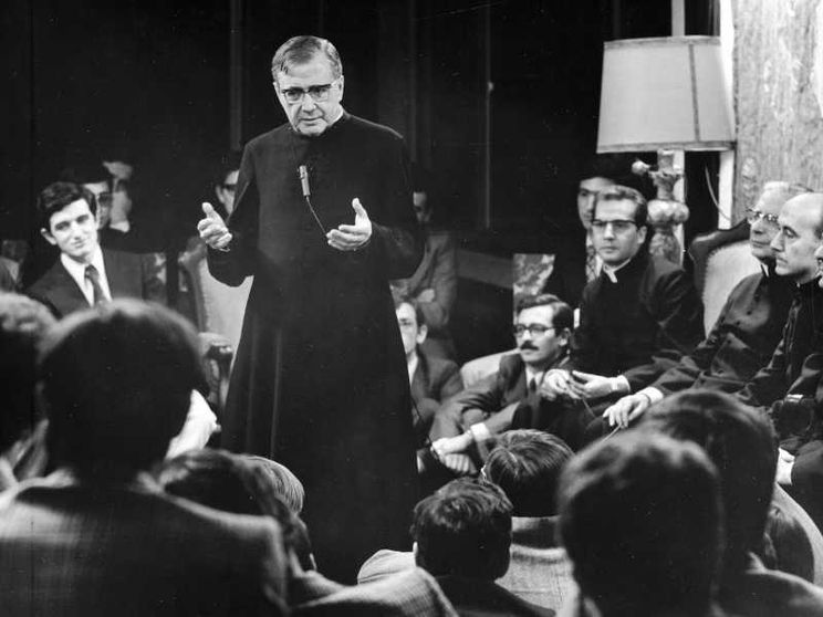 La storia dell'Opus Dei senza omissis
dalle origini al lavoro di riforma