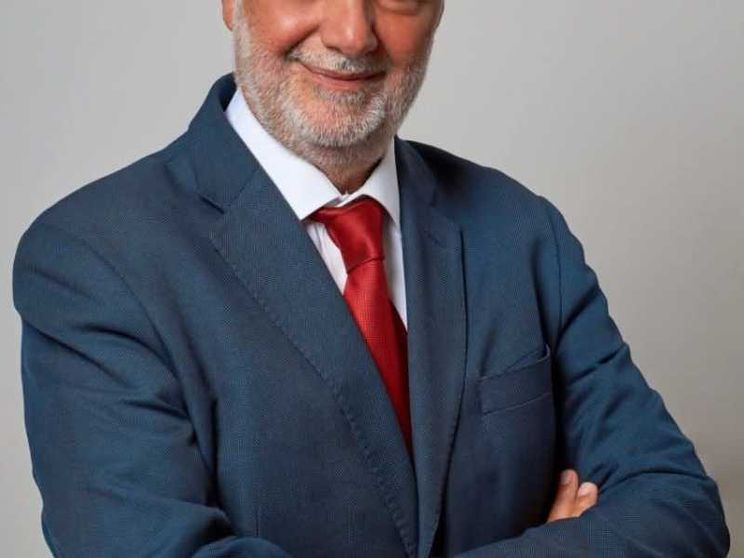 Campania, quattro outsider. Per entrare in Consiglio serve il 2,5%