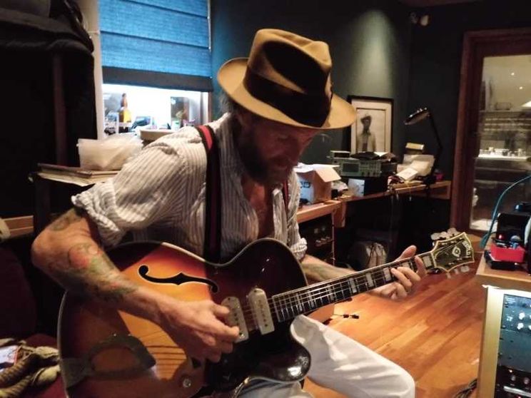 Jovanotti, album a sorpresa: «Un inno alla vita»
