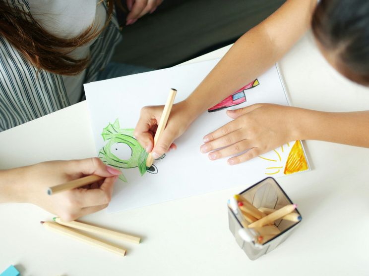 La scuola a casa? Non solo per la famiglia nel bosco. Ed è una scelta legale