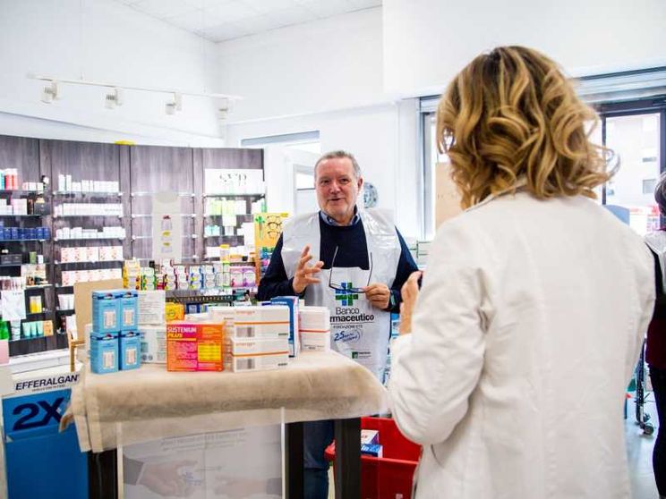 La povertà sanitaria è una piaga che cresce. E per le medicine c'è il Banco