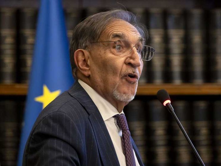La Russa vorrebbe entro Natale un decreto per il “fine pena a casa”
