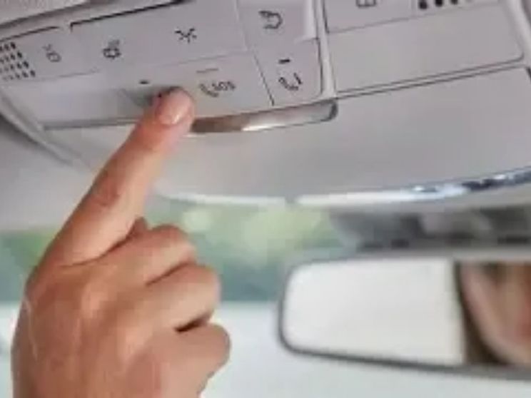 eCall addio? Il pulsante di emergenza in auto sarà presto inservibile