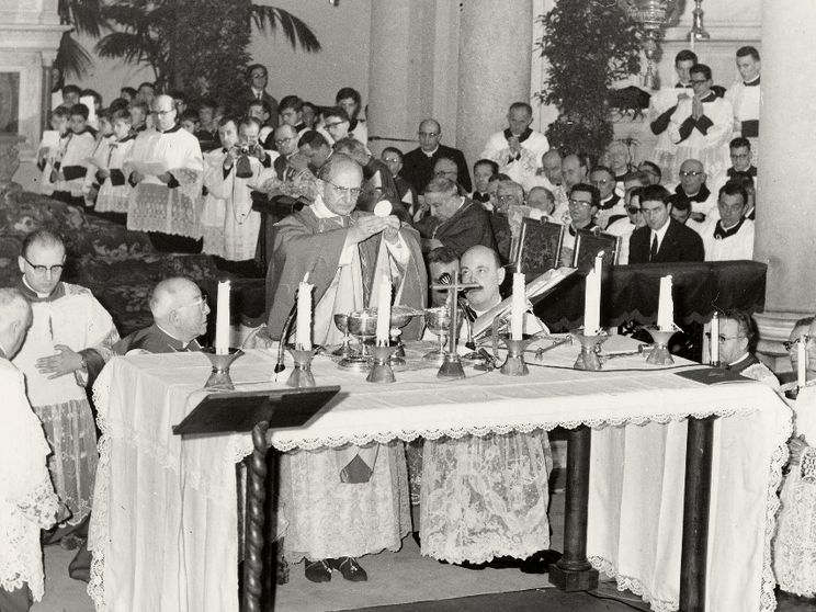 Così nel 1963 si restituì la liturgia al popolo (ma anche il popolo alla liturgia)