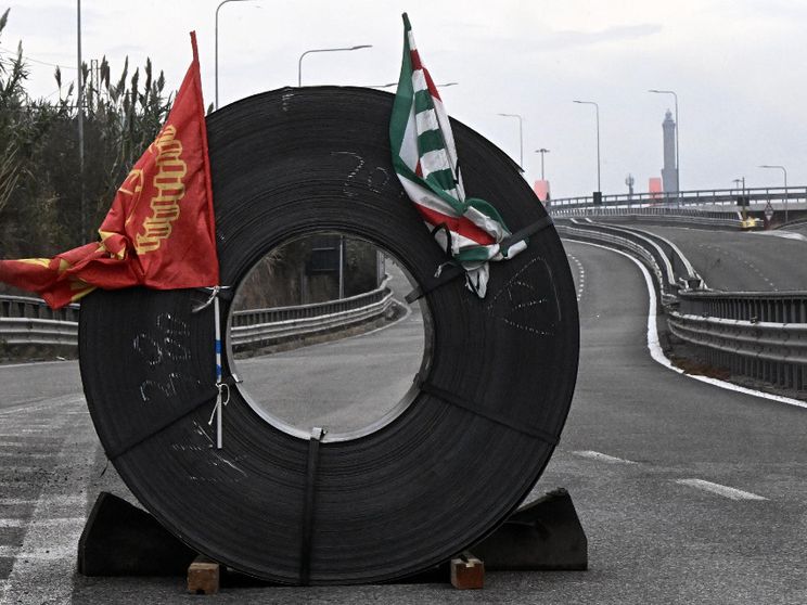 Sul lavoro in Italia il bicchiere è mezzo pieno (o vuoto?)