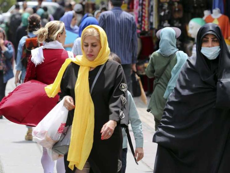 Iran: donne senza velo a maratona, aperto procedimento penale