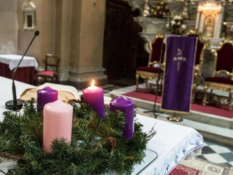 Non c’è fretta di consumare l’Avvento ma di tenerne desta la mèta