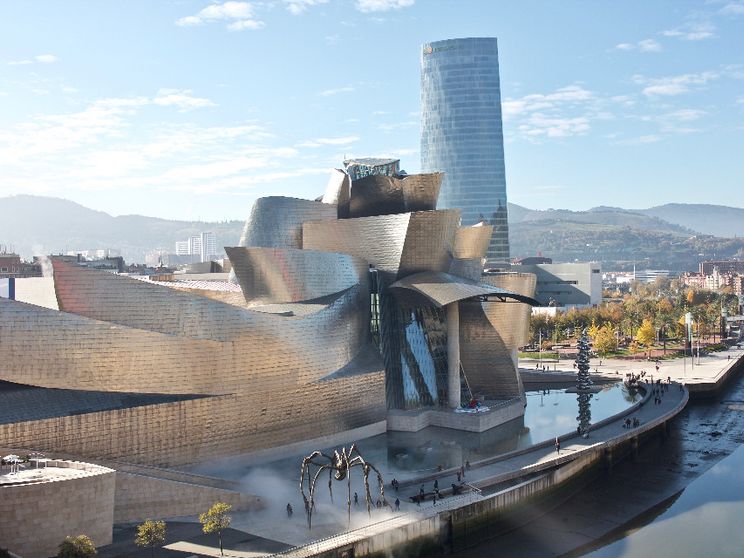 La difficile eredità di Gehry, amata odiata star dell'architettura