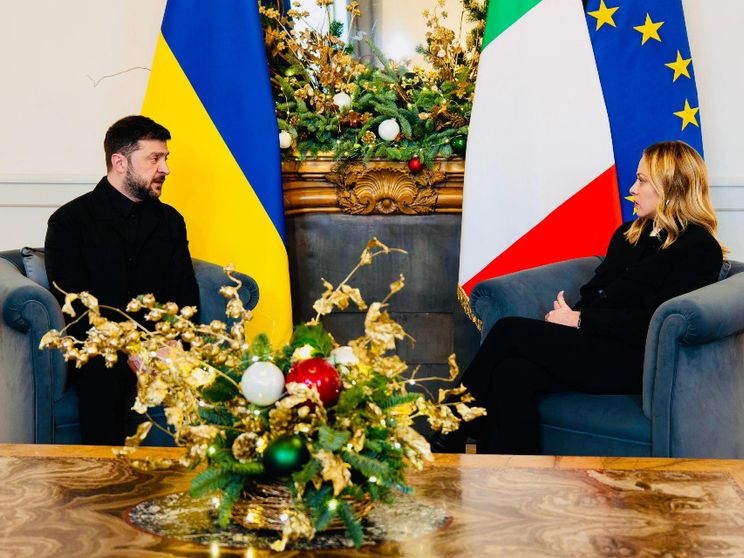 Zelensky incontra Meloni: «Mi fido di lei». Il Governo cerca un ruolo da facilitatore