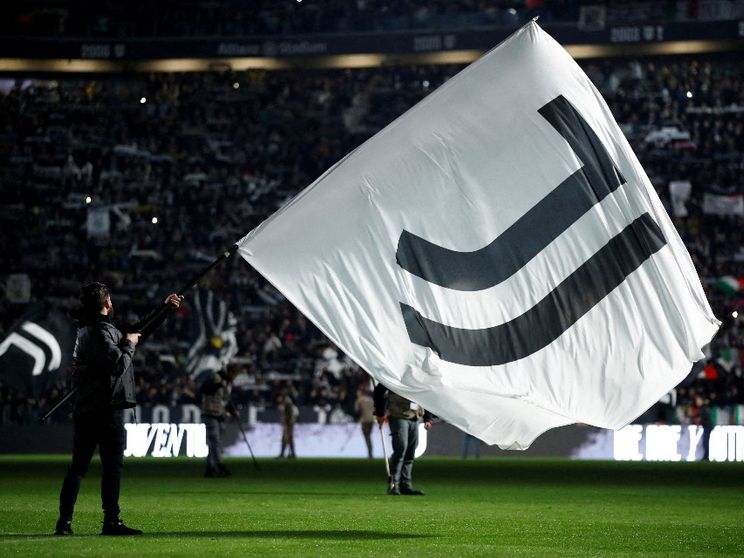 Calcio. Da Tether 2 miliardi per la Juve, Elkann dice no