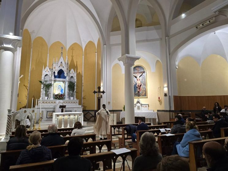 Foggia: padre Infant Raj, dei Missionari dei Sacri Cuori, nella chiesa di Santa Maria della Croce