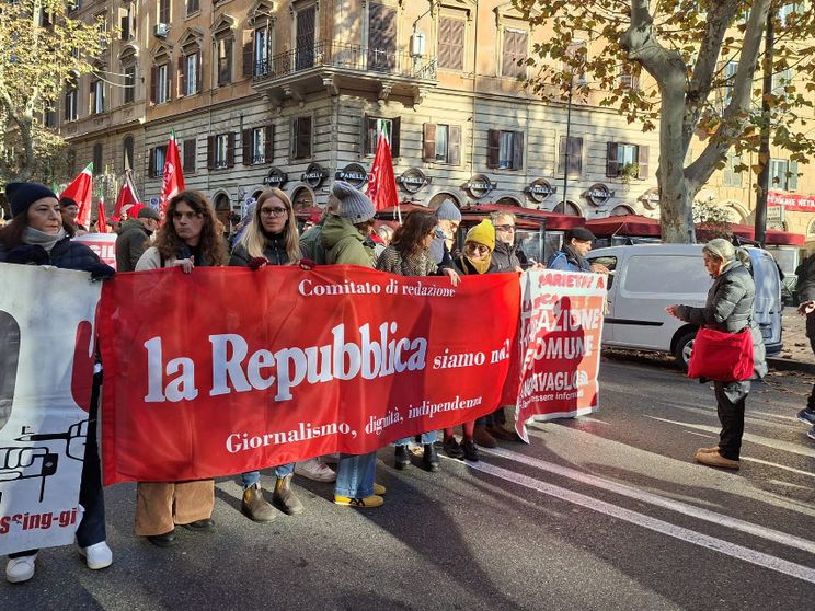 Il futuro dell'informazione e la posta in gioco dietro il riassetto di Gedi