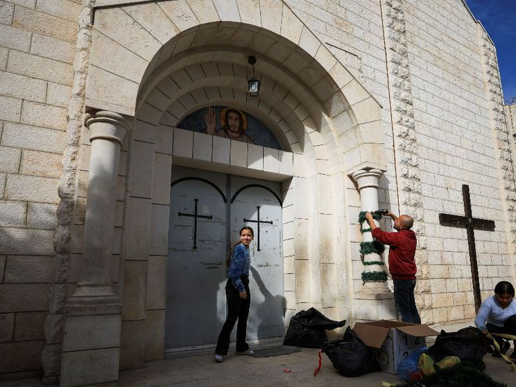 Dio mi è più intimo di me stesso:  ma so fargli spazio?