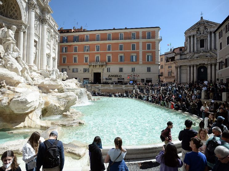 Fontana di Trevi. Foto d'archivio