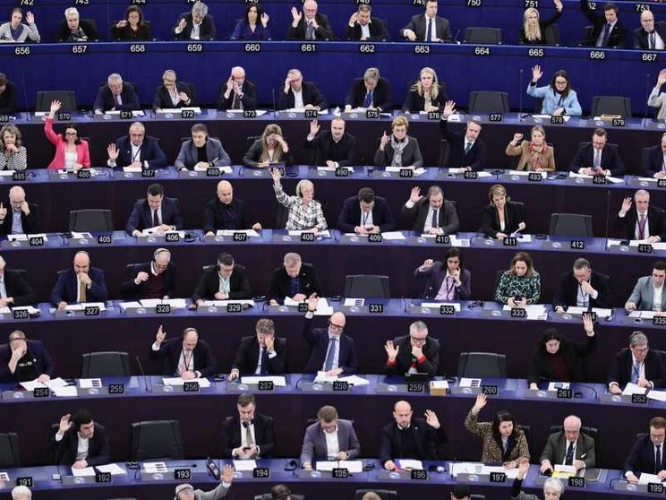 Il “sì” dell’Europarlamento all’aborto: come hanno votato gli italiani?