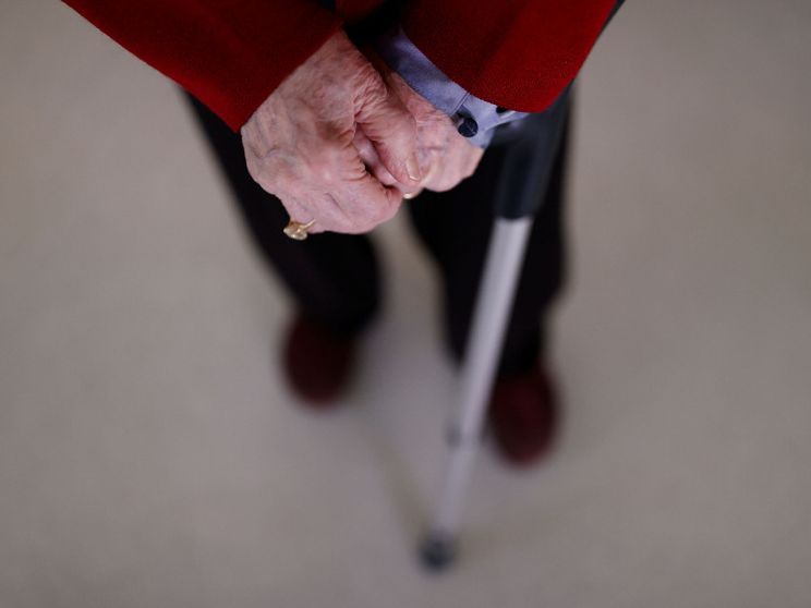 Osservasalute: italiani sempre più anziani, soli e meno sani