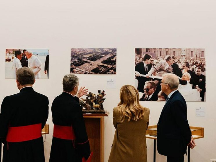 Meloni visita la casa-museo di san Giovanni Paolo II