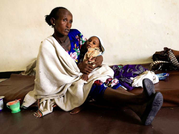 Una donna del Tigrai e il suo piccolo