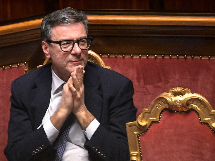 La manovra al traguardo tra fiducia e strappi