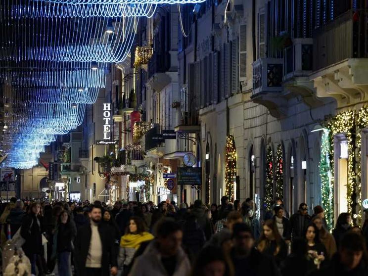 Il Natale tra sprechi e consumi eccessivi (che inquinano)
