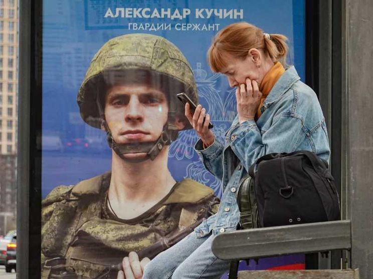 In Russia è stato bloccato WhatsApp. E il popolo questa volta si ribella
